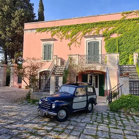 Morea-relax In Piscina Putignano