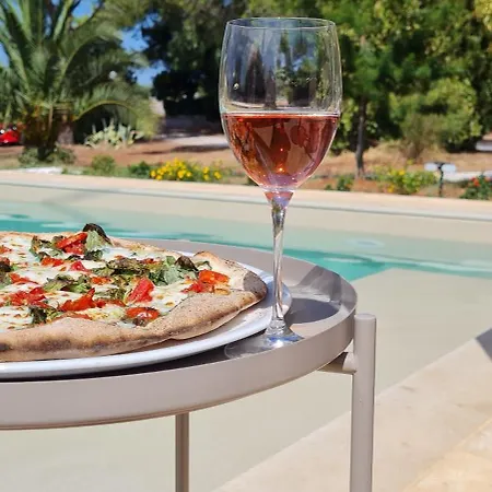 Morea-relax In Piscina Nyaraló *