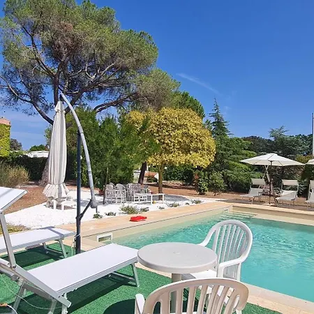 Nyaraló Morea-relax In Piscina