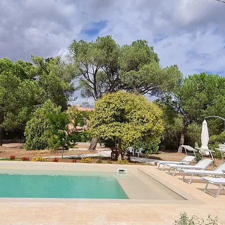 Morea-relax In Piscina