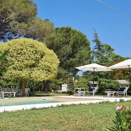 Morea-relax In Piscina