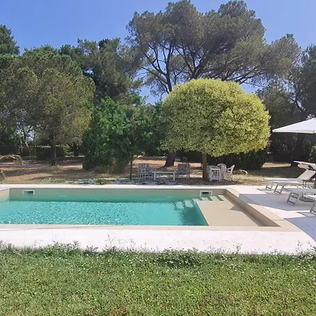 Morea-relax In Piscina Сasa de vacaciones