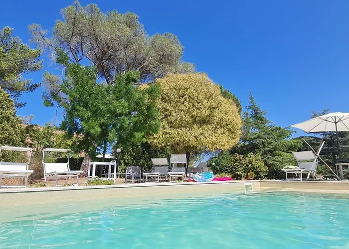 Morea-relax In Piscina * פוטיניאנו