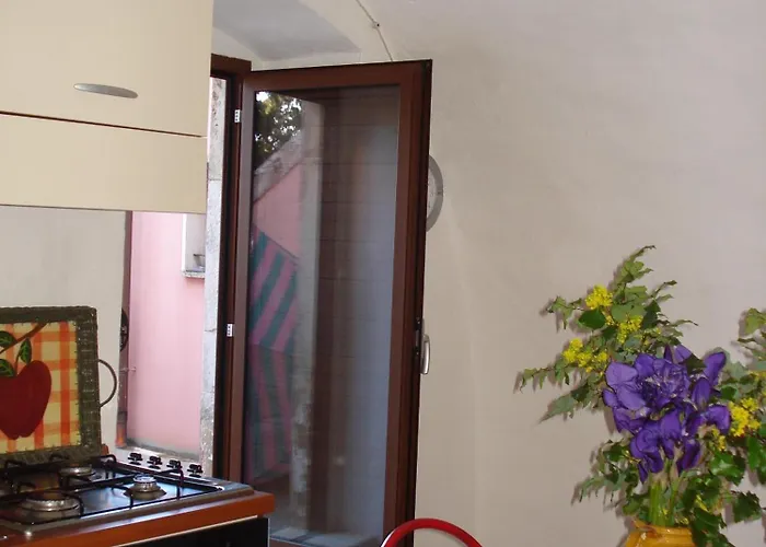 Morea-relax In Piscina בית נופש